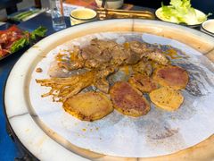 -老渔家·白族·石板烧·野生菌火锅(古城中心店)
