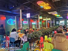 大堂-向外鱼乐·土菜·虹鳟鱼