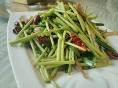 蔾蒿炒腊肉-原鄉本味 楚菜 丹江口鱼(北苑店)