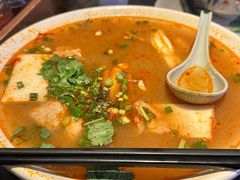 -大头虾越式风味餐厅(光明广场店)