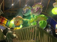 -蓝精灵乐园·世茂精灵之城主题乐园