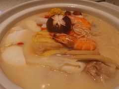 -三人行骨头王火锅(长寿店)