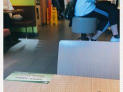 -麦当劳(华宁弘基生活中心店)