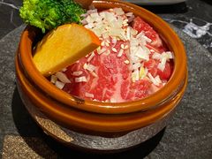 -山川小町·极番烧肉(新地假日广场店)