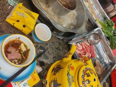 -金鼎雪山牦牛杂火锅(理县总店)