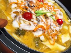黄金蒜老坛酸菜鱼-山城外·非遗酸菜鱼(蜀都万达店)