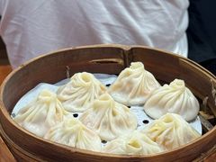 -莱莱小笼·乔艾