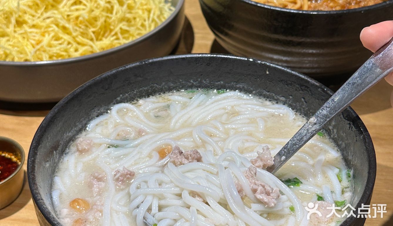 在武汉能吃到这种味道的傣味，属实难得。