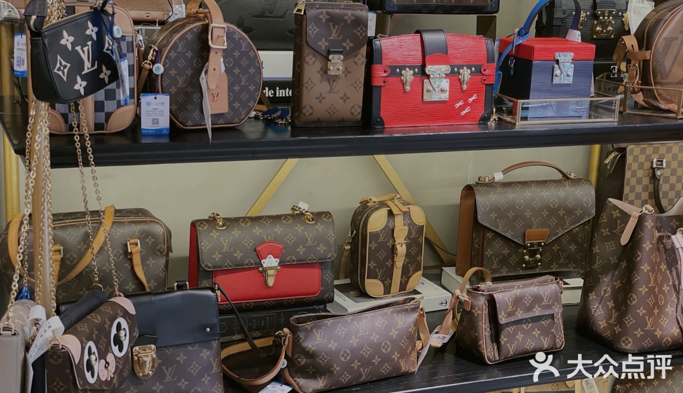 中古探店｜小花中古店——成都最美、最大中古店❕