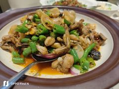 -绿草地·湘菜(7mall店)