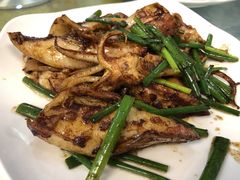 酱爆鱿鱼筒-皓景海鲜·地标美食(双月湾店)