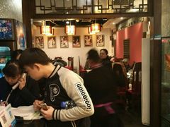 -小天鹅火锅·一线江景洪鼎旗舰店(洪崖洞店)