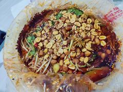 -周良天山牛杂城(天山路总店)