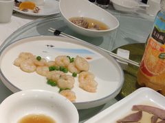 -老人和饭店(淮海中路店)