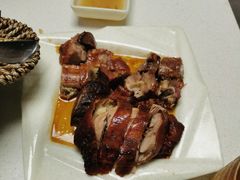 港式秘制烧鸭-阿政粤小馆(中央大街店)