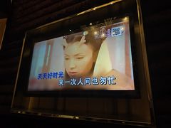 -GAGA主题量贩式KTV平价店(工大店)