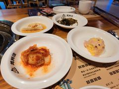 -万兴佳烤肉·长白山老味道(宏泰广场店)