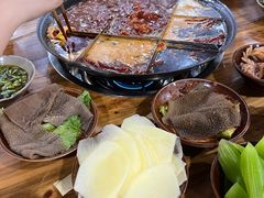 -正南齊北重庆老火锅(光华村直营店)