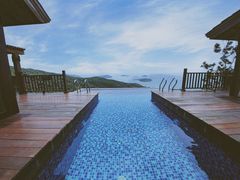 -三亚亚龙湾人间天堂鸟巢度假村