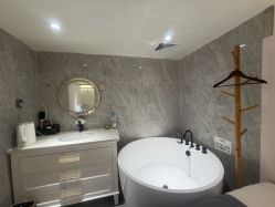 -MIDA蜜哒•科技逆龄美肤连锁