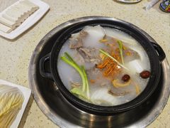 -九寨沟特色牦牛肉汤锅