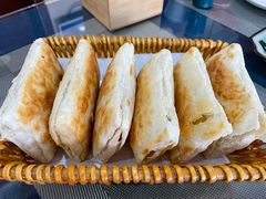 -李春秋驴肉火烧总店