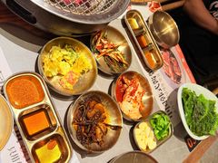 -草家酱蟹炭火烤肉店(珲春南路一店)