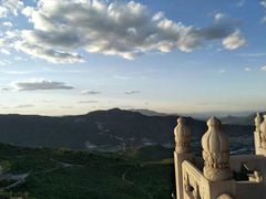 -定都峰