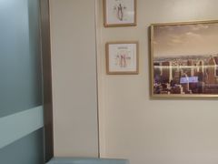 -上海仁爱医院口腔科 · 种植