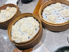 -莱莱小笼·乔艾