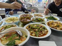 -曾氏肥肠馆(凯瑞雅居店)