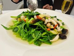 -胡记饭店(保工街店)