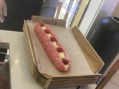 草莓魔法棒-奈雪的茶(亨特国际广场店)