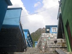 -百里峡七彩艺术小镇