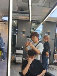 -藤野造型烫发染发