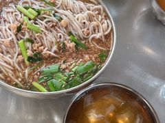 -正宗杨记普洱酸醋米线(总店)