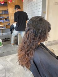 -LILI·HAIR SALON理理造型