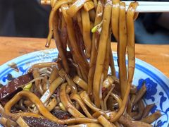 -珠宝街老左杂酱面馆