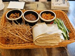 -朝花夕拾中餐厅(台儿庄古城复兴广场店)