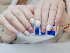 -UU·NAIL美甲美睫專門店