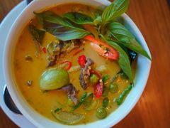 -Chom Cafe and Restaurant