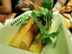 手剥竹笋-胡桃里音乐酒馆(仓山万达店)
