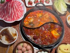 -赵美丽·重庆社区火锅·直营店(火车东站·中豪国际店)