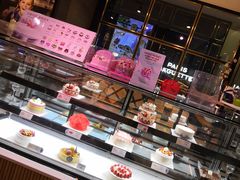 面包甜点陈列柜-巴黎贝甜(龙之梦购物中心虹口店)