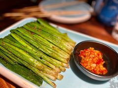 烤韭菜-舌战烧烤酒馆(三街两巷店)