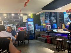 -顶峰夜宴·龙虾烧烤大排档(九江学院店)