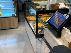 面包甜点陈列柜-广隆蛋挞王(农讲所店)