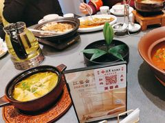 -江宴渔村·鱼鲜土菜(紫荆广场店)