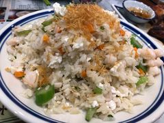 瑶柱蛋白海鲜炒饭-小龍鳳餐室(番禺路店)