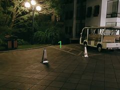 -西郊宾馆-地面停车场